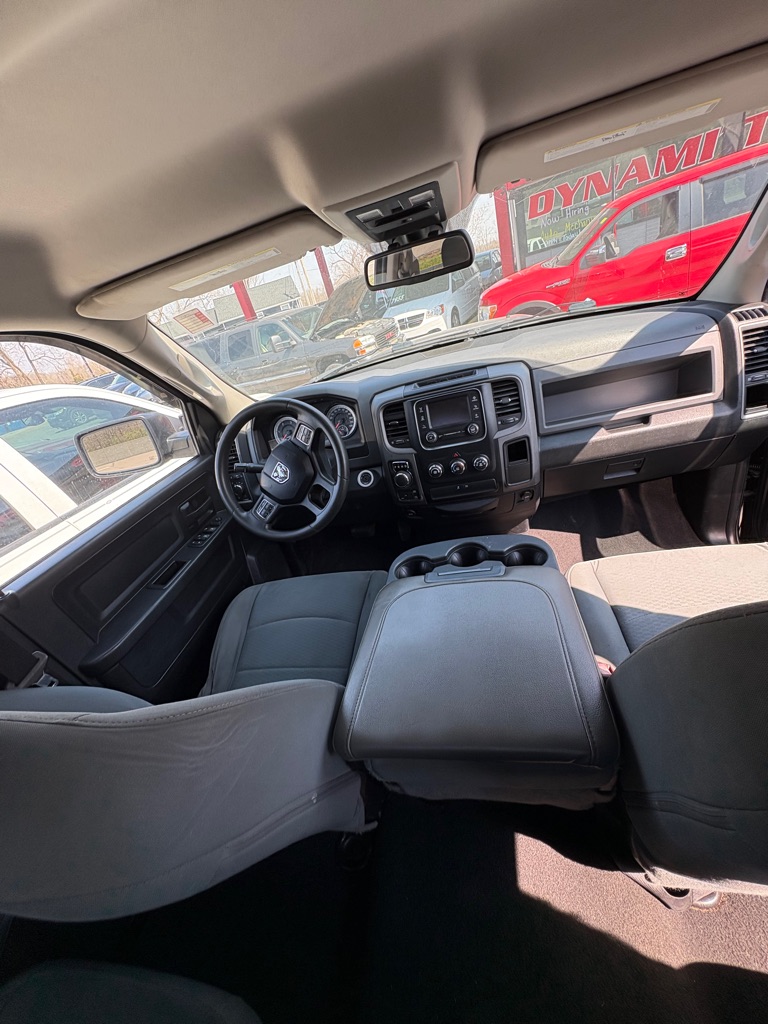 Photo 9 of this RAM 1500