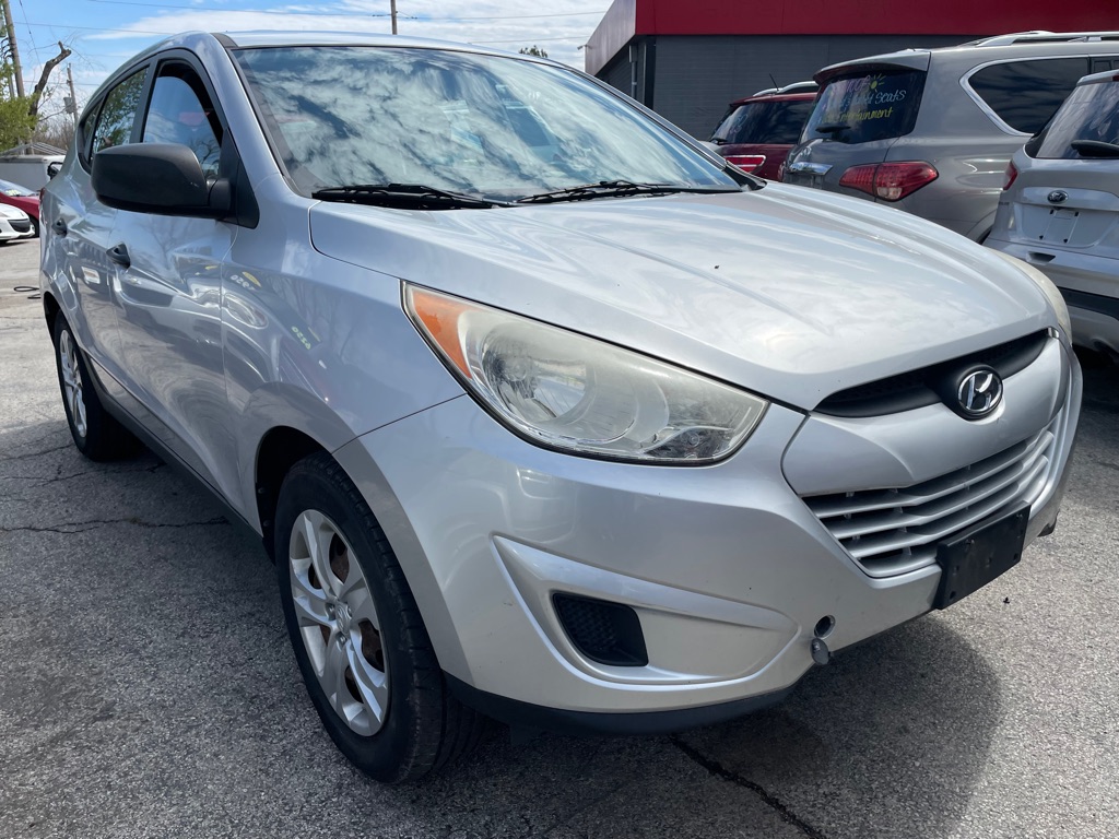 2010 HYUNDAI TUCSON