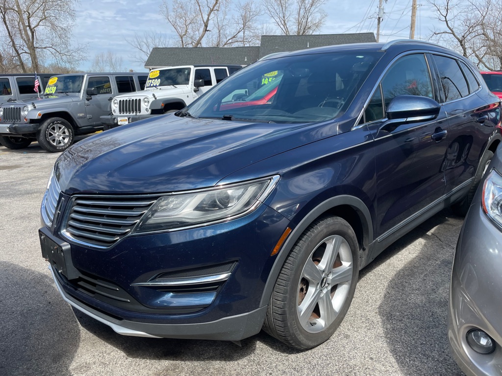 Photo 3 of this LINCOLN MKC