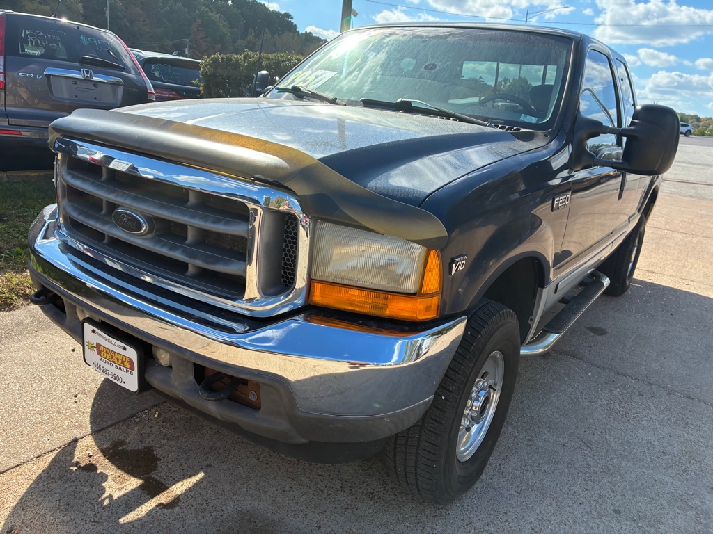 Photo 4 of this FORD F250