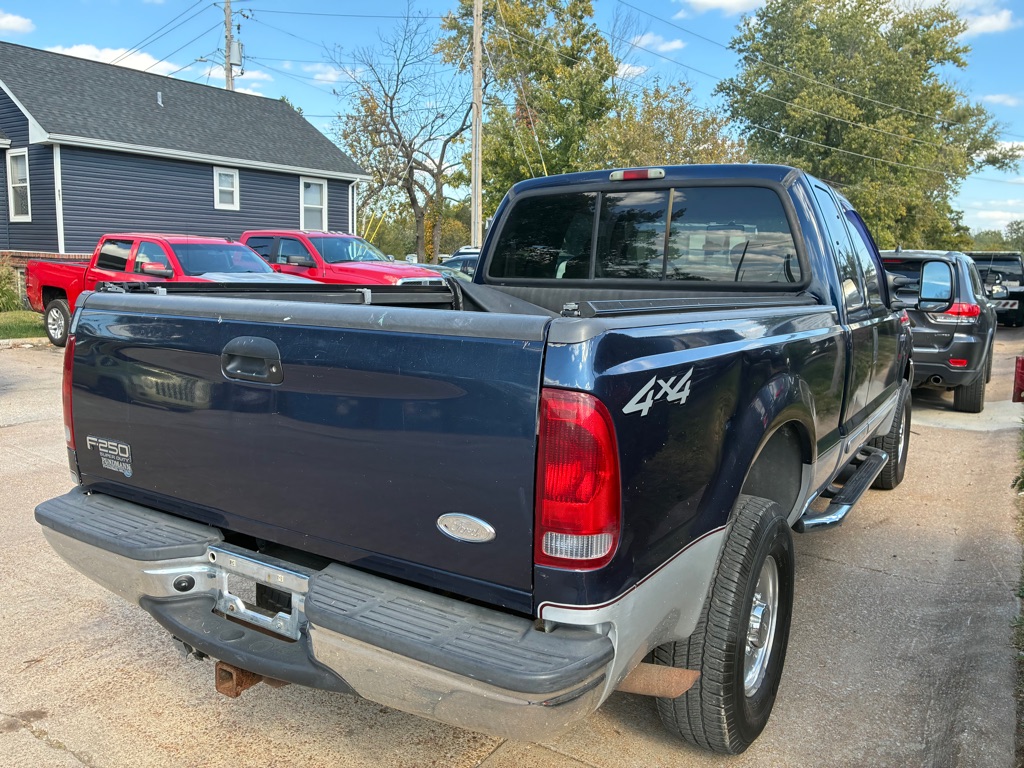 Photo 5 of this FORD F250