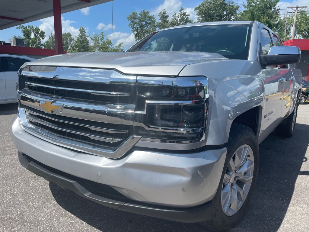 Photo 2 of this CHEVROLET SILVERADO 1500