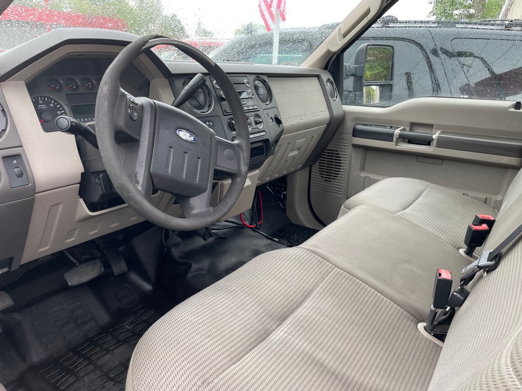 Photo 5 of this FORD F350