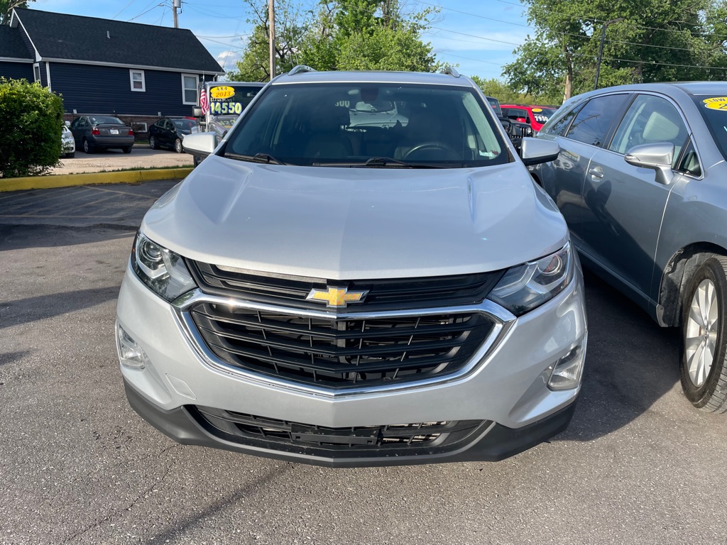 Photo 3 of this CHEVROLET EQUINOX