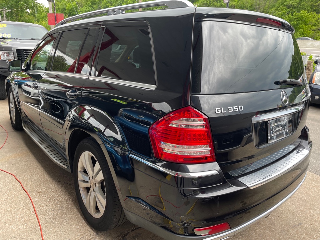 Photo 5 of this MERCEDES-BENZ GL