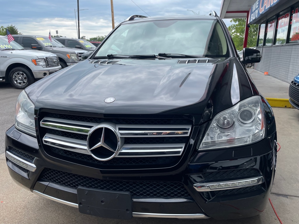 Photo 3 of this MERCEDES-BENZ GL