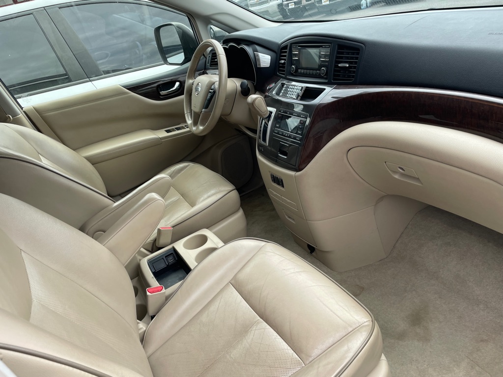Photo 9 of this NISSAN QUEST
