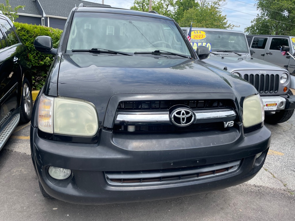 Photo 2 of this TOYOTA SEQUOIA