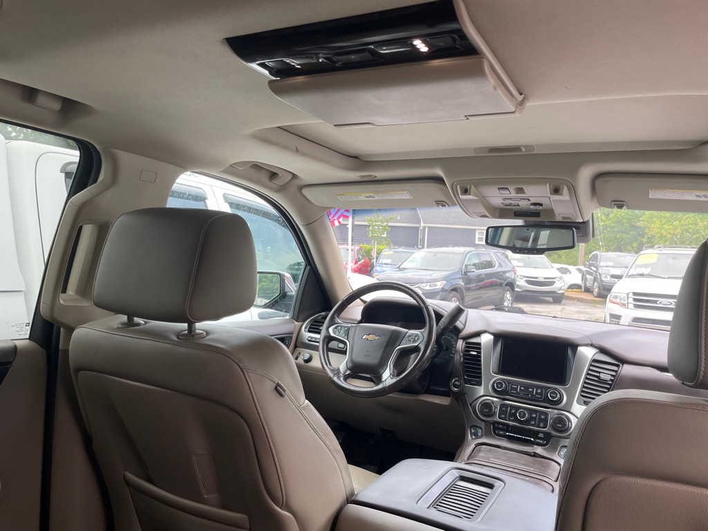 Photo 8 of this CHEVROLET TAHOE
