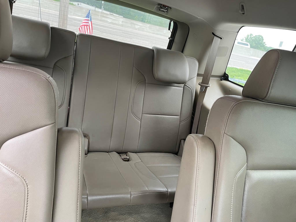 Photo 11 of this CHEVROLET TAHOE