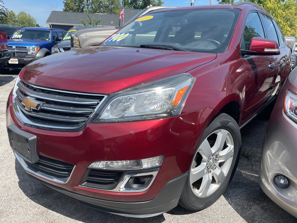 Photo 4 of this CHEVROLET TRAVERSE