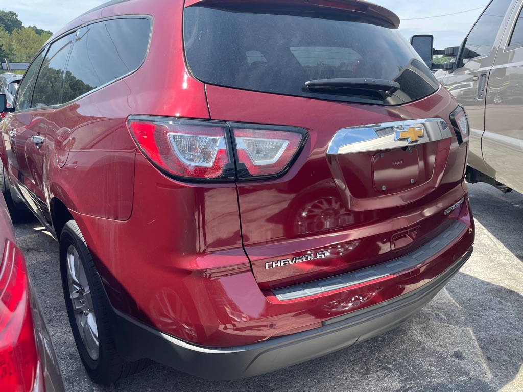 Photo 6 of this CHEVROLET TRAVERSE