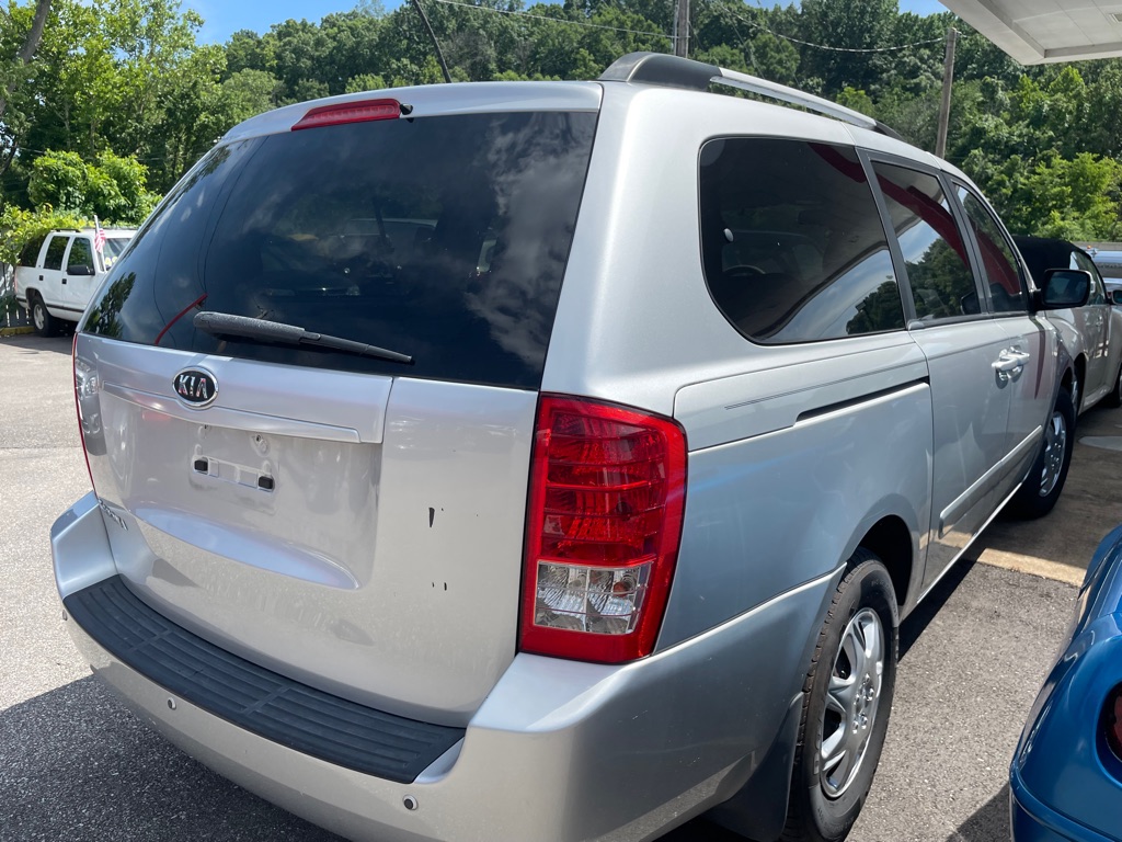 Photo 5 of this KIA SEDONA