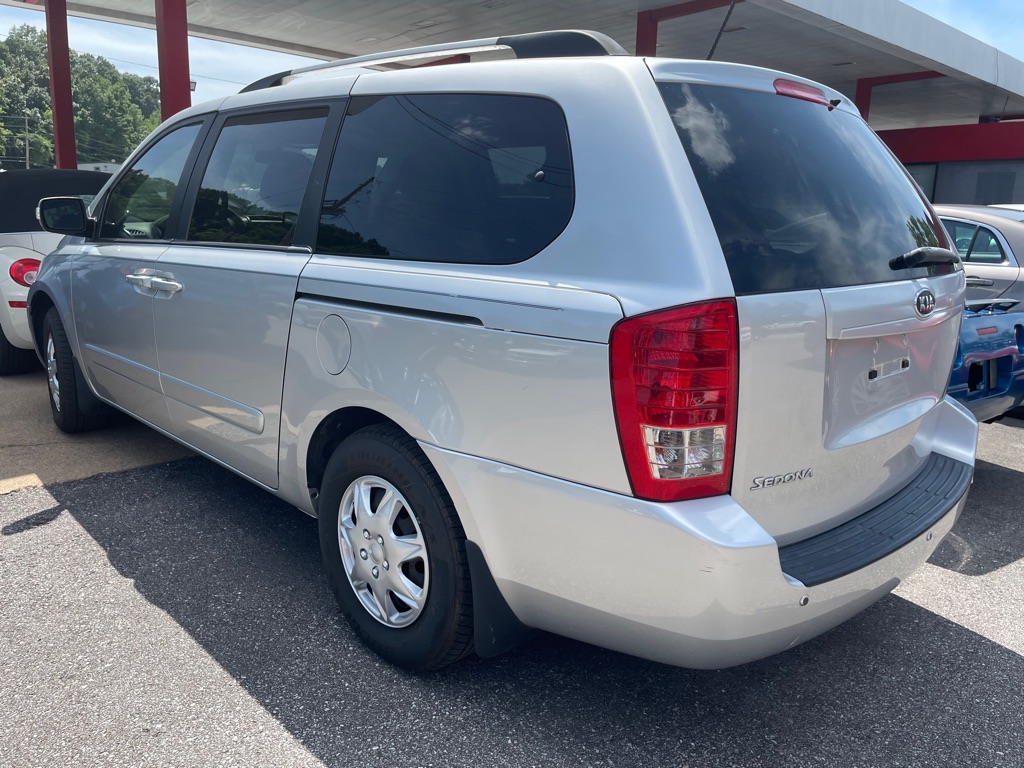 Photo 7 of this KIA SEDONA