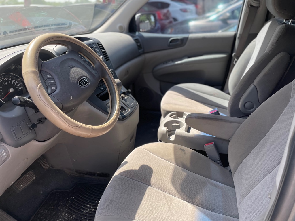 Photo 8 of this KIA SEDONA