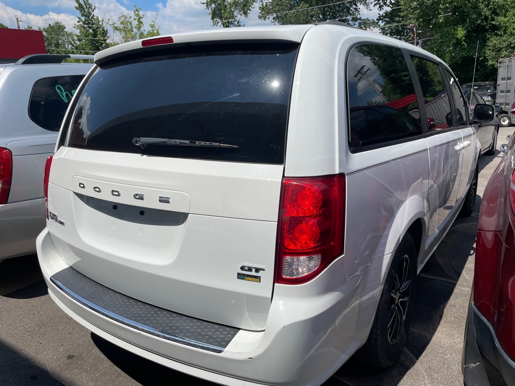 Photo 6 of this DODGE GRAND CARAVAN