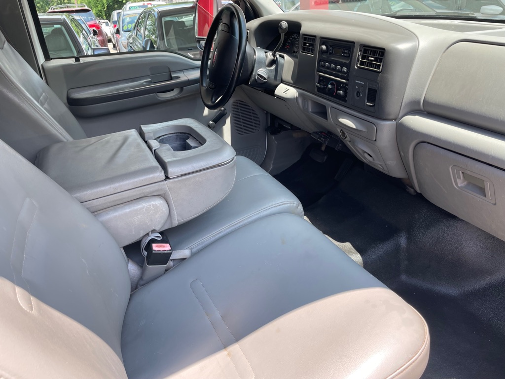 Photo 9 of this FORD F350