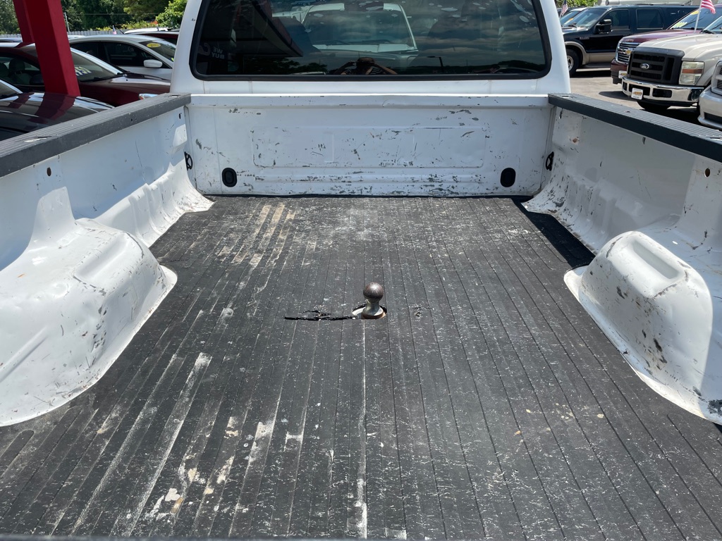 Photo 8 of this FORD F350