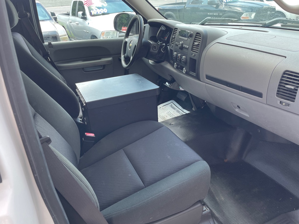 Photo 8 of this CHEVROLET SILVERADO 1500