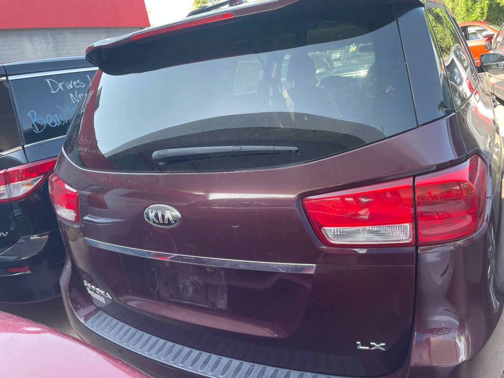 Photo 5 of this KIA SEDONA