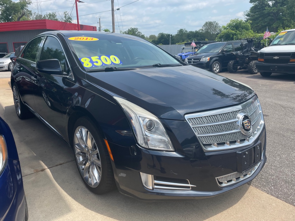 Photo 2 of this CADILLAC XTS