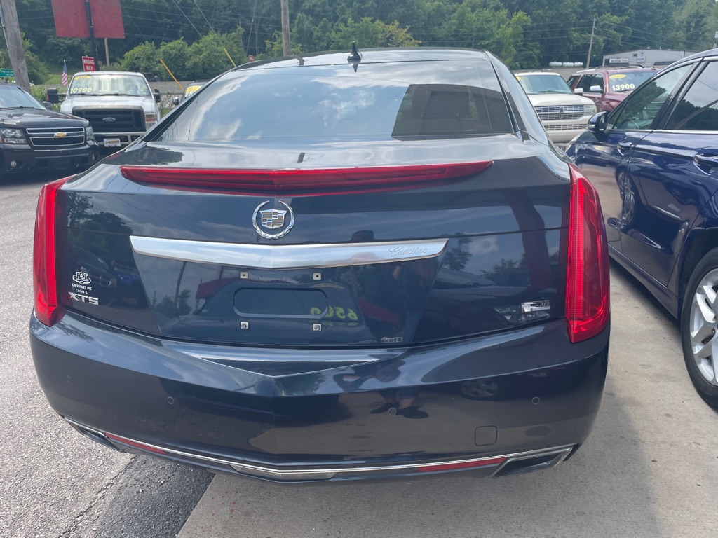 Photo 6 of this CADILLAC XTS