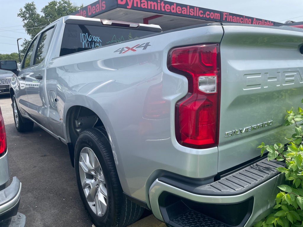 Photo 5 of this CHEVROLET SILVERADO 1500