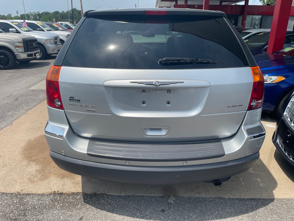 Photo 6 of this CHRYSLER PACIFICA