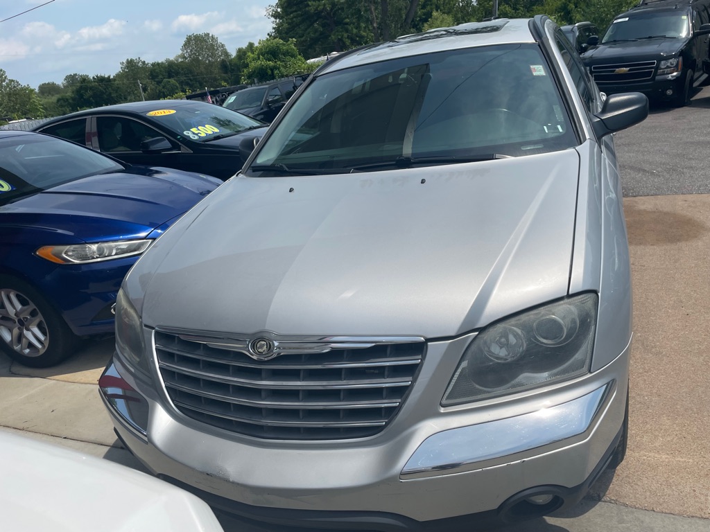 Photo 3 of this CHRYSLER PACIFICA