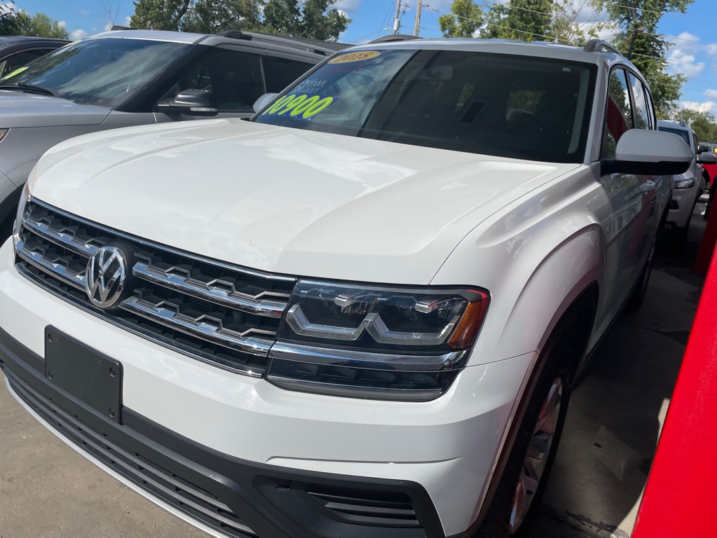 Photo 3 of this VOLKSWAGEN ATLAS