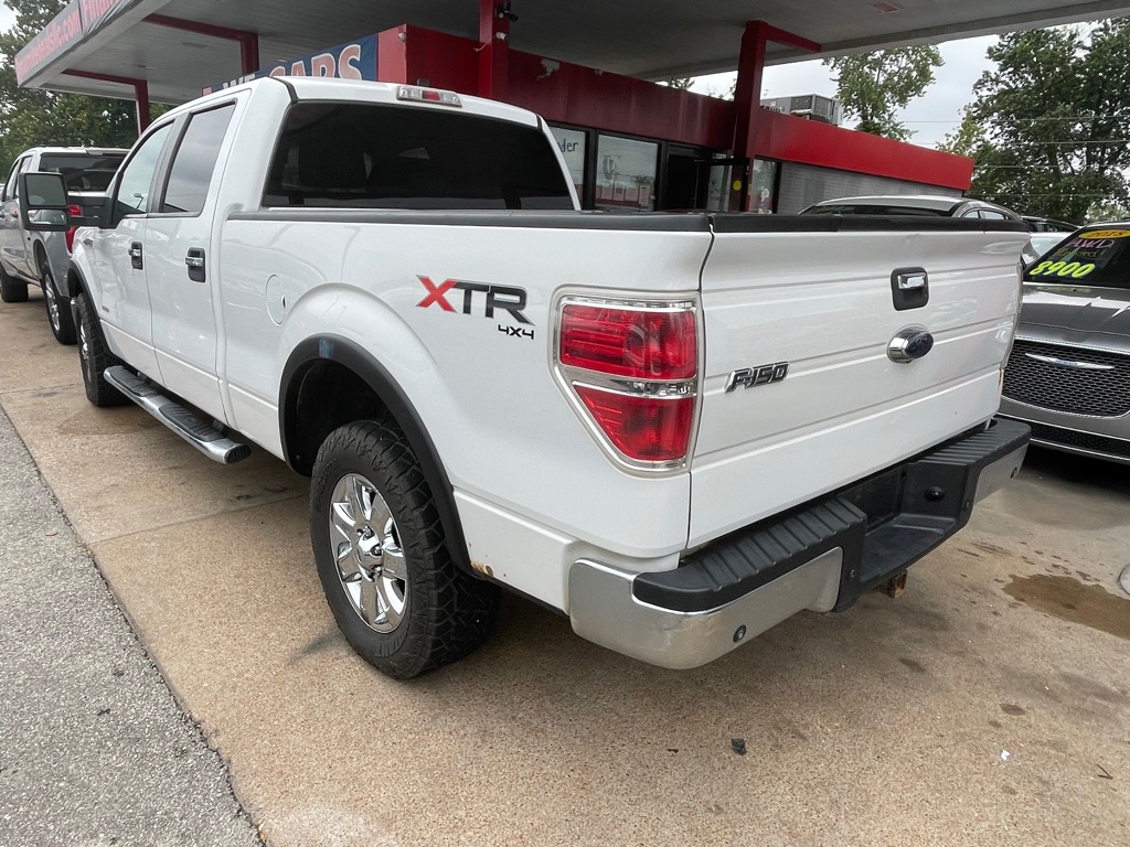 Photo 5 of this FORD F150