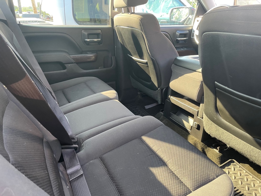 Photo 10 of this GMC SIERRA