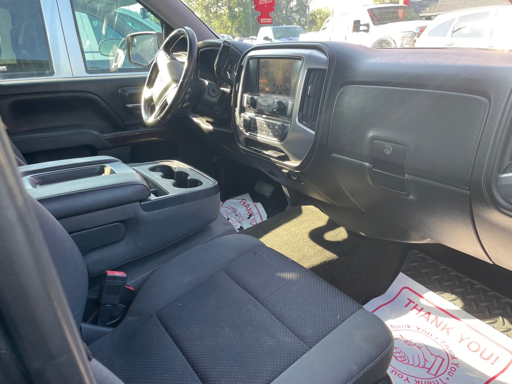 Photo 9 of this GMC SIERRA