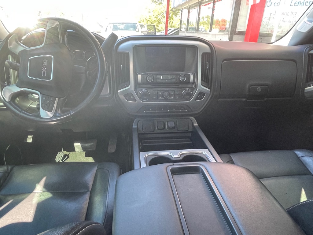 Photo 9 of this GMC SIERRA
