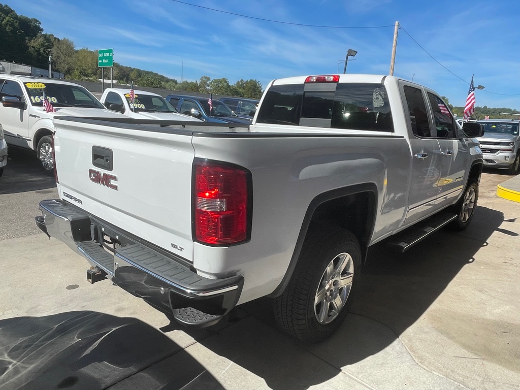 Photo 5 of this GMC SIERRA