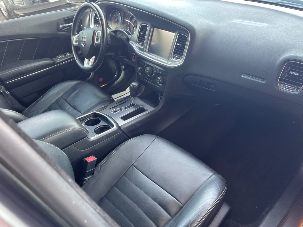 Photo 9 of this DODGE CHARGER
