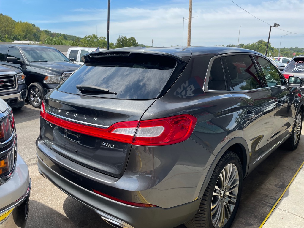 Photo 7 of this LINCOLN MKX