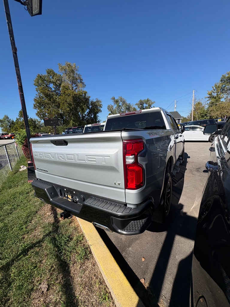 Photo 5 of this CHEVROLET SILVERADO 1500