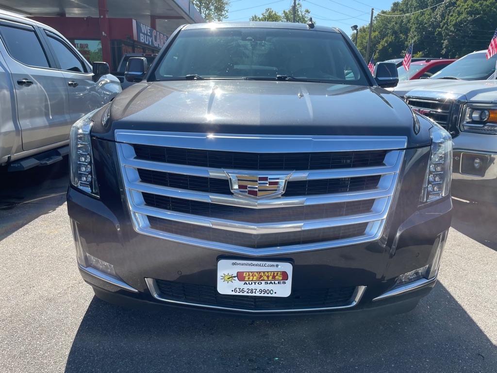 Photo 2 of this CADILLAC ESCALADE