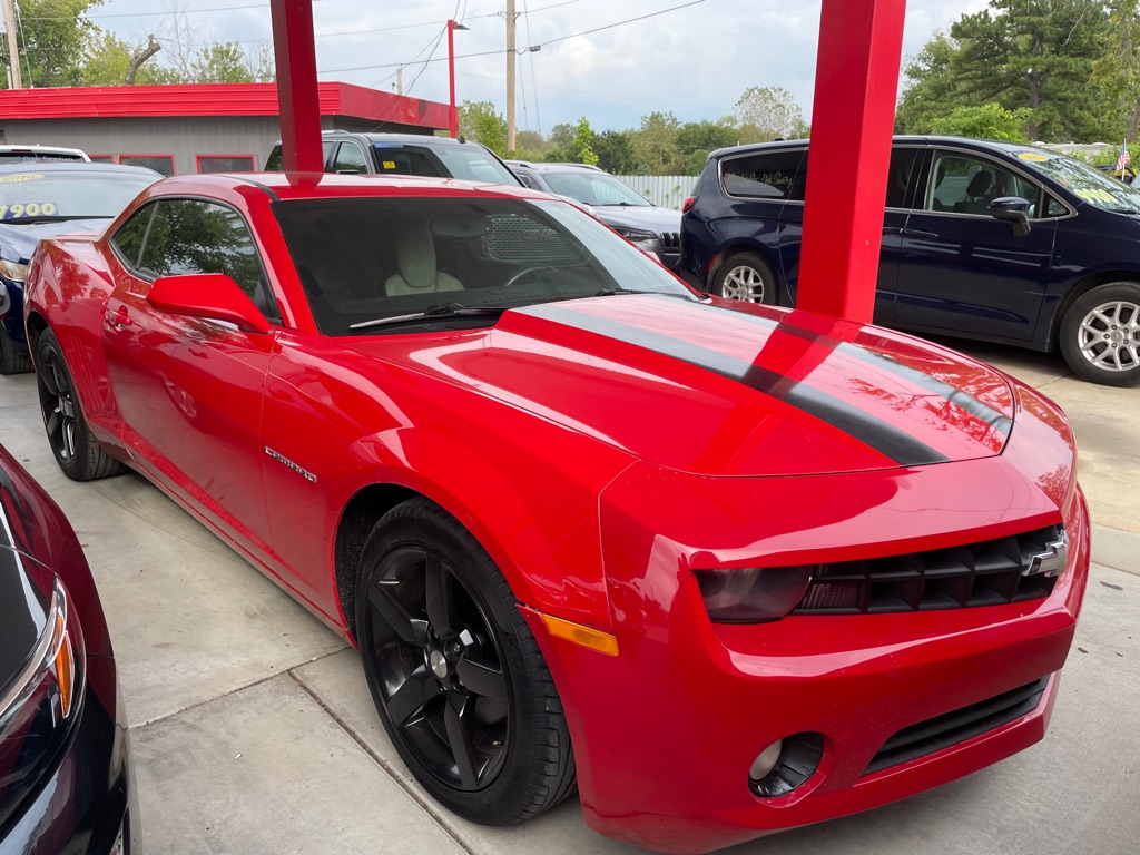 Photo 3 of this CHEVROLET CAMARO