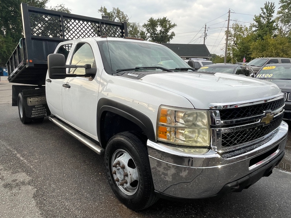 Photo 3 of this CHEVROLET SILVERADO 3500