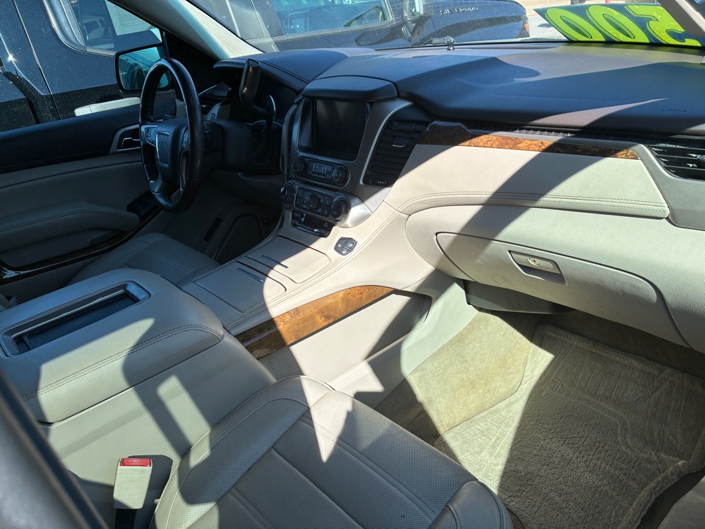 Photo 8 of this GMC YUKON