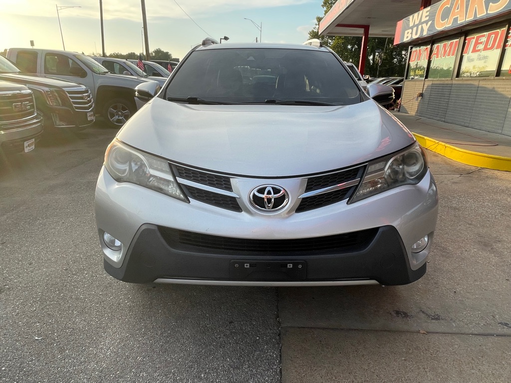 Photo 3 of this TOYOTA RAV4