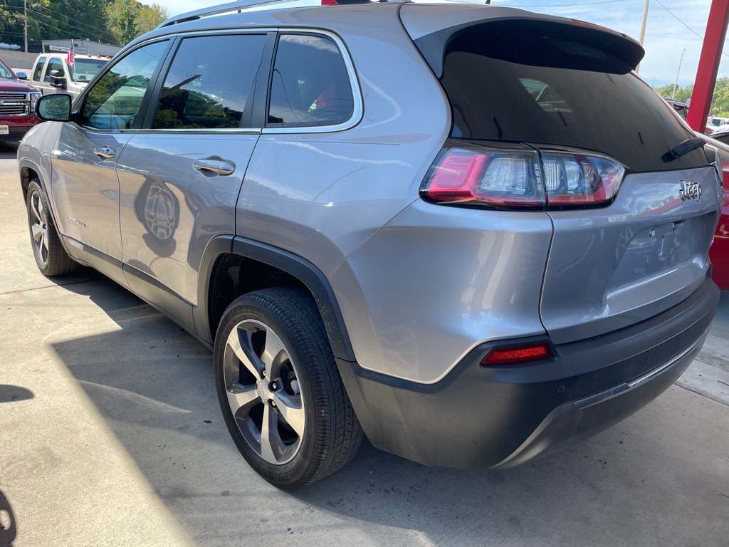 Photo 6 of this JEEP CHEROKEE