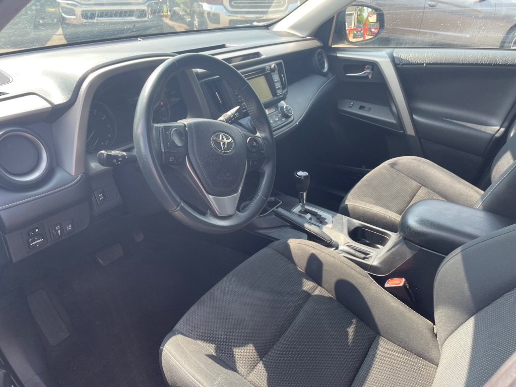 Photo 5 of this TOYOTA RAV4