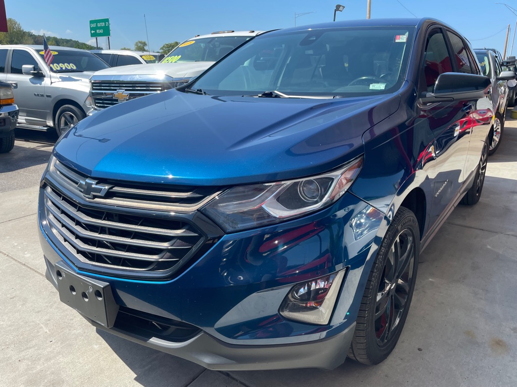 Photo 3 of this CHEVROLET EQUINOX