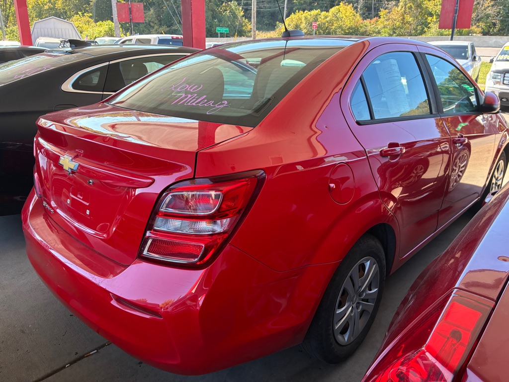 Photo 4 of this CHEVROLET SONIC