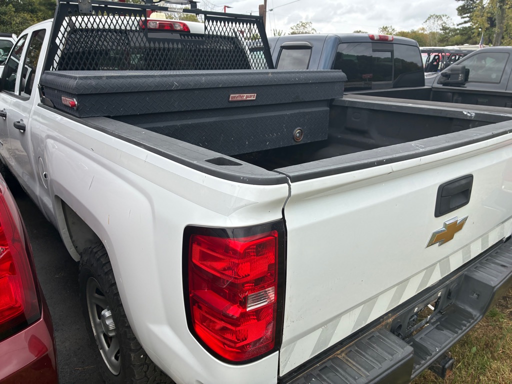 Photo 4 of this CHEVROLET SILVERADO 1500