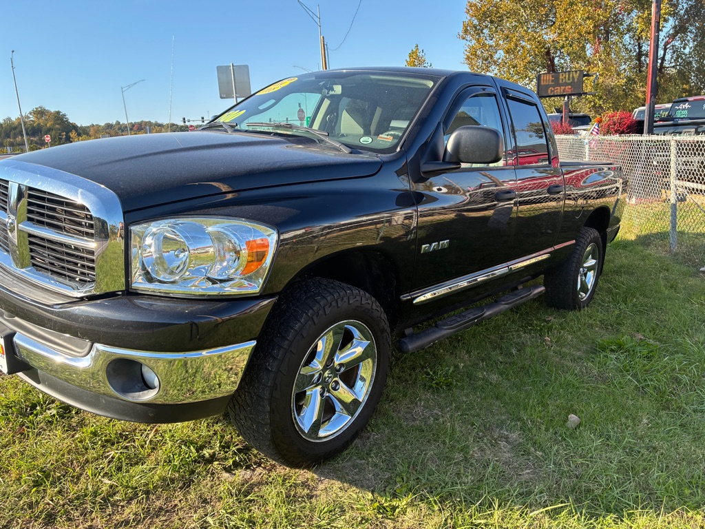 Photo 4 of this DODGE RAM 1500