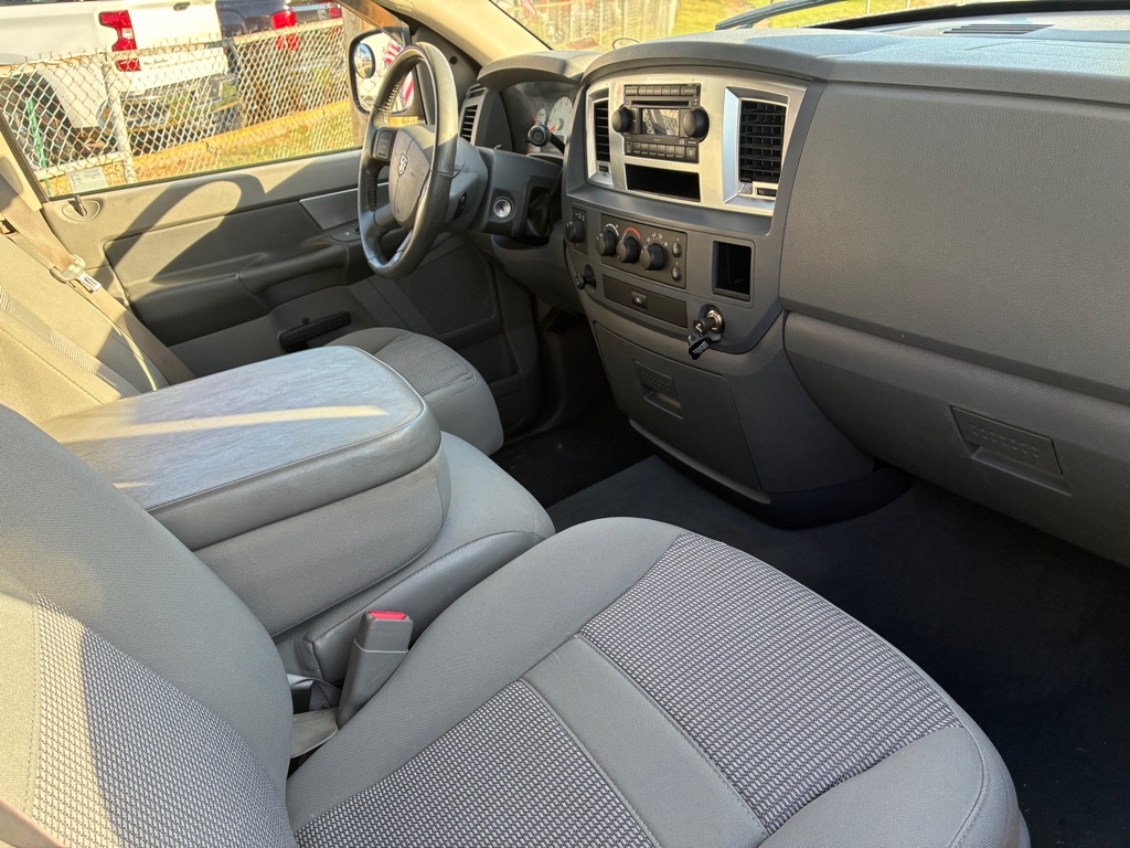 Photo 10 of this DODGE RAM 1500